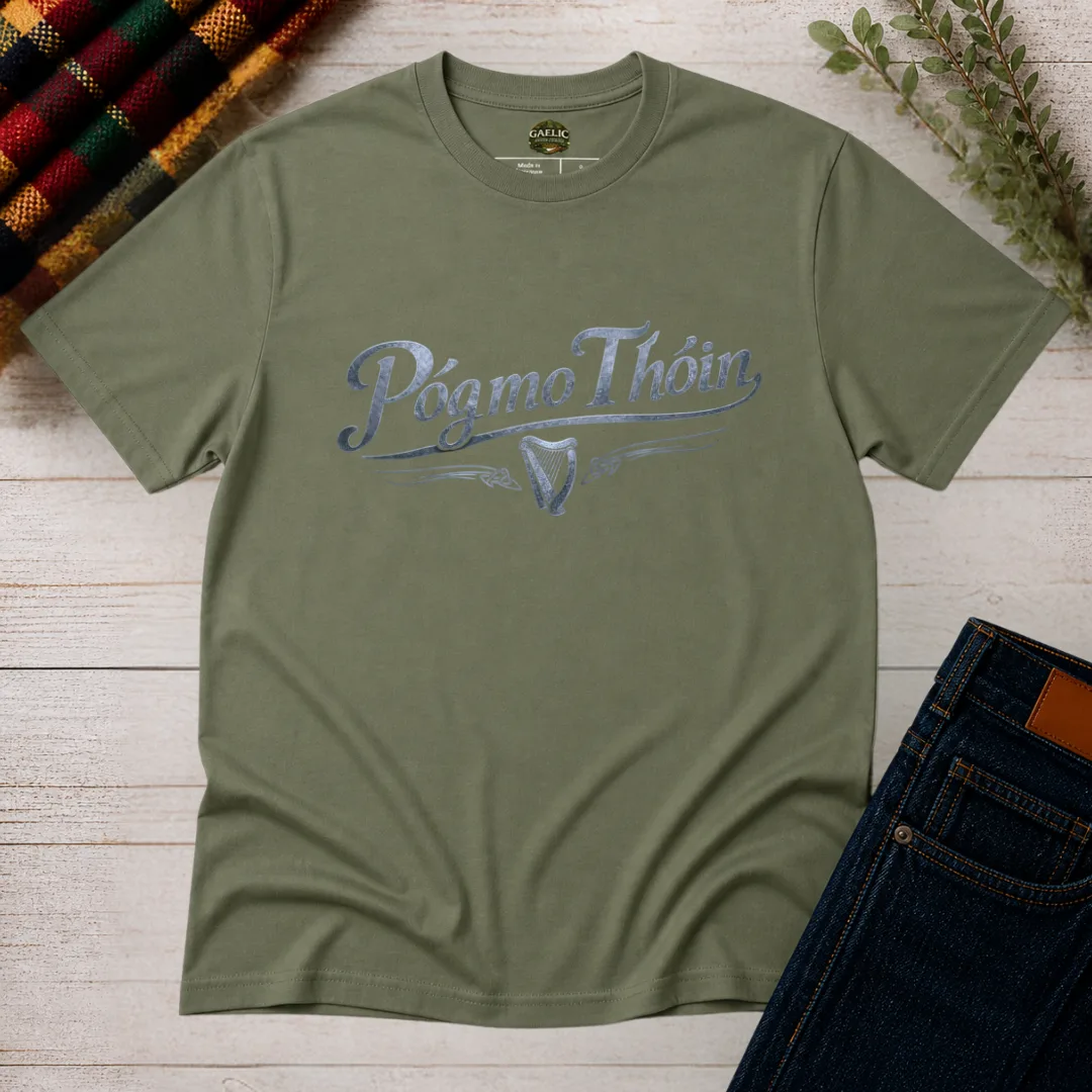 Front image of póg mo thóin t-shirt
